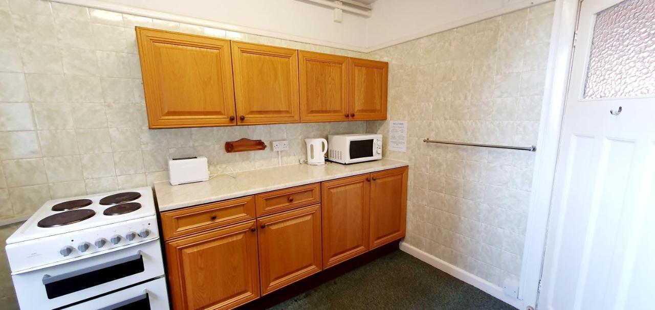 Beach Court Holiday Apartments سكيغنيس المظهر الخارجي الصورة