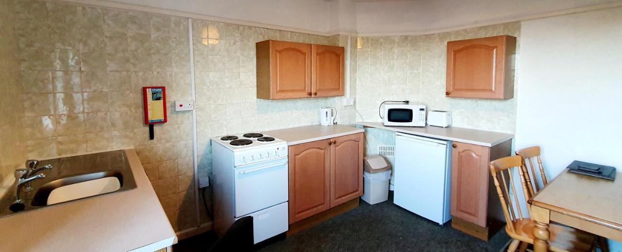 Beach Court Holiday Apartments سكيغنيس المظهر الخارجي الصورة