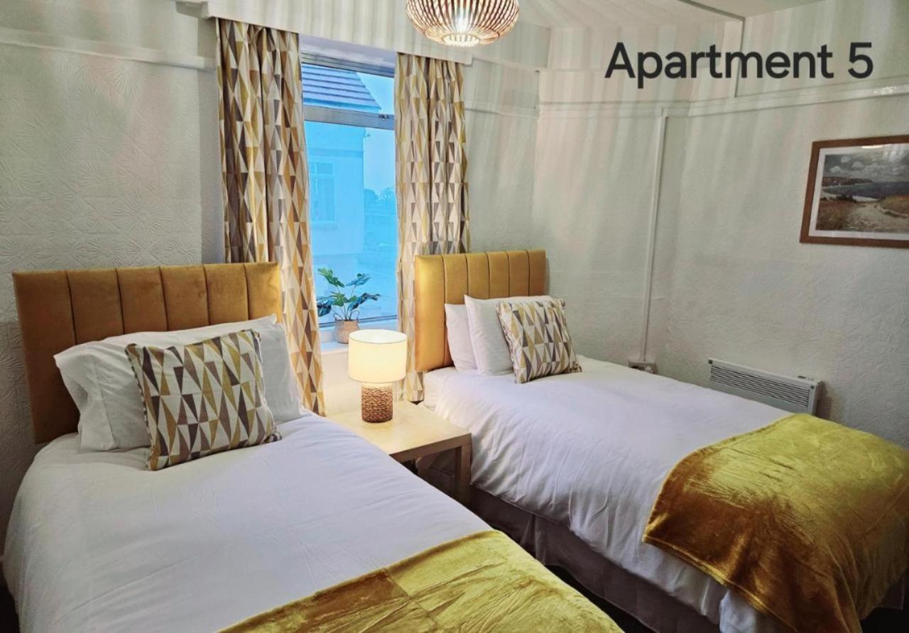Beach Court Holiday Apartments سكيغنيس المظهر الخارجي الصورة