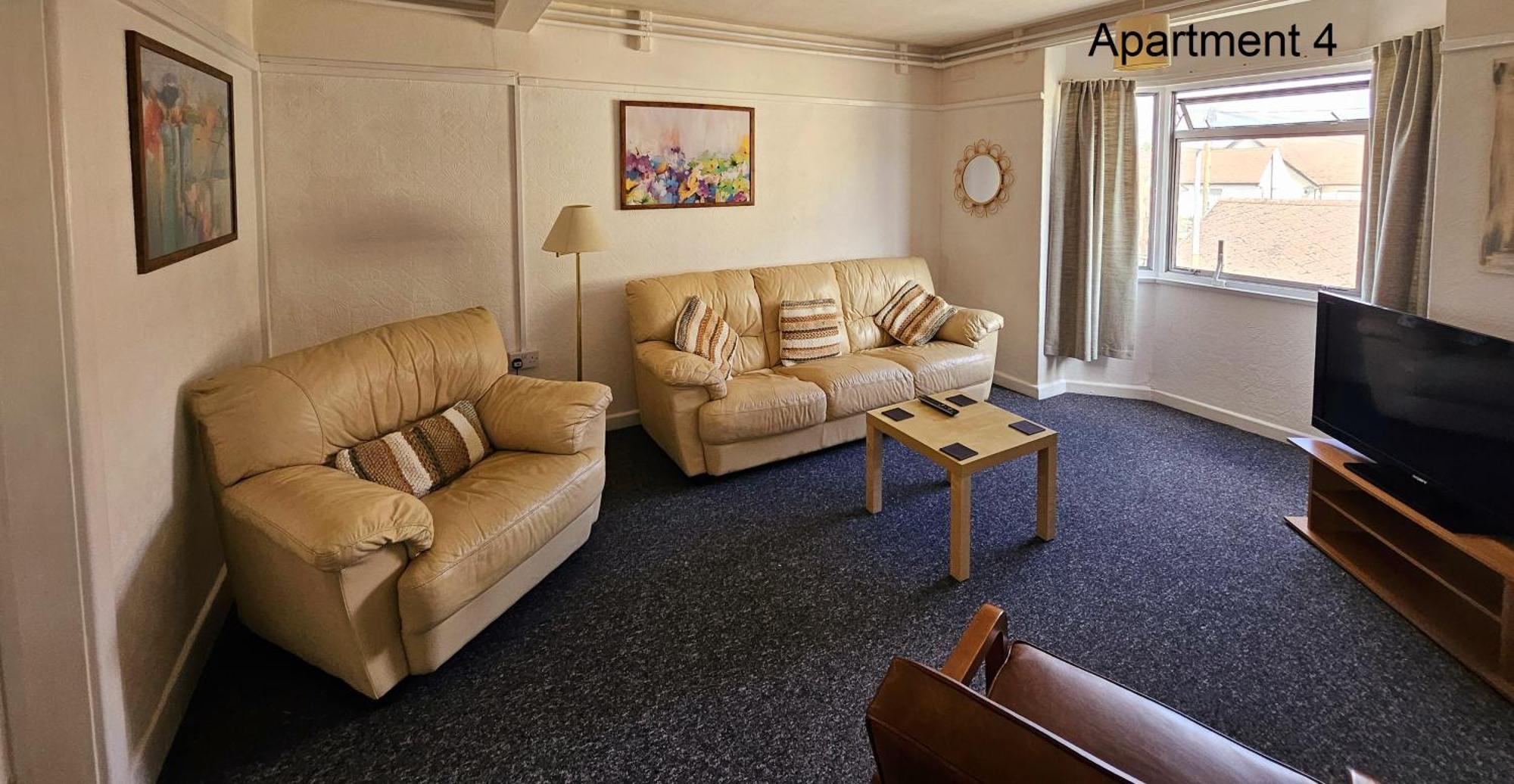 Beach Court Holiday Apartments سكيغنيس المظهر الخارجي الصورة